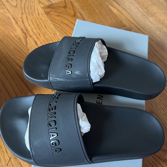Balenciaga pool logo rubber slides - Picture 7 of 11